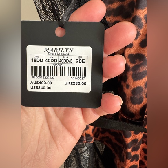 Marilyn Dress - Picture 6 of 6